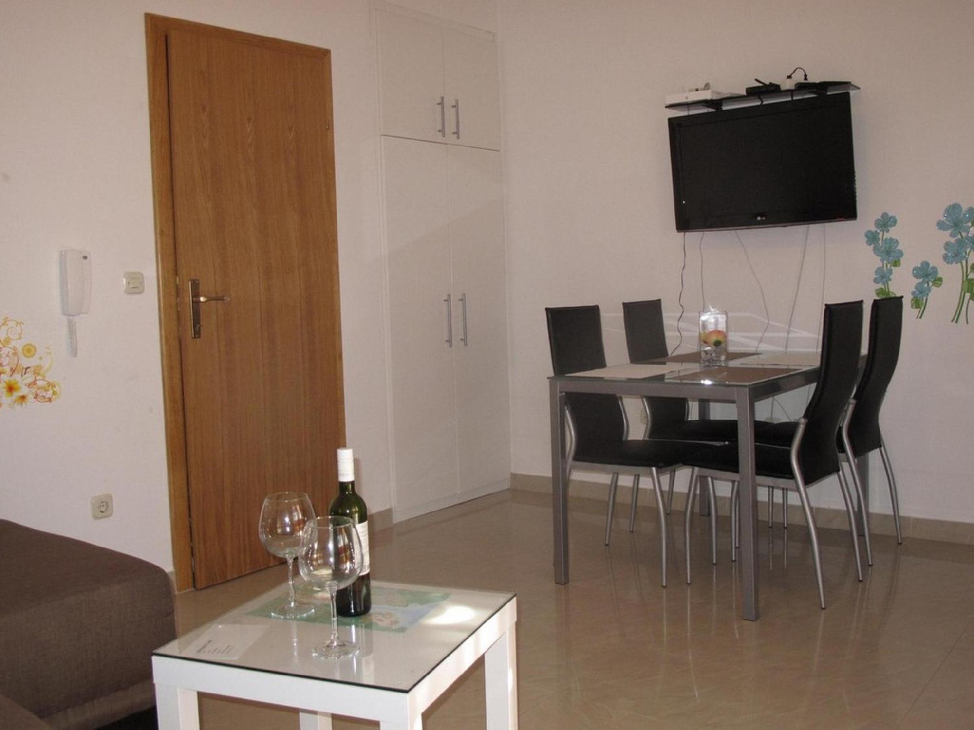 Apartments Mia Stari Grad  Exterior photo